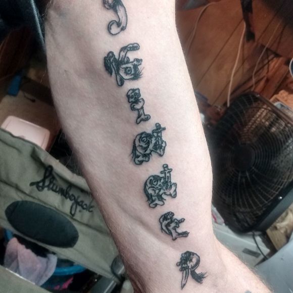 Meet your Posher, Larry - Picture 1 of 1